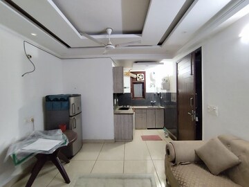 Team Area in 2 BHK Builder Floor at Sangam Vihar – for Sale