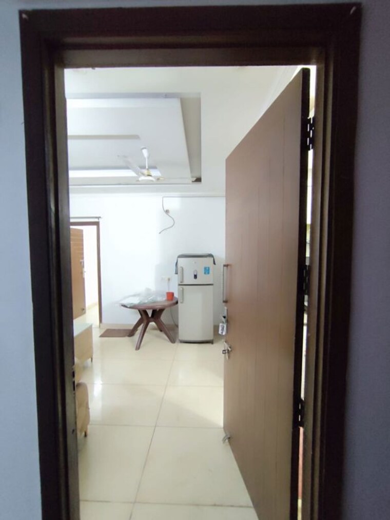Bathroom, sangam vihar 2 Bedroom 100 Sq.Yd. Builder Floor In Sangam Vihar Delhi 9870037