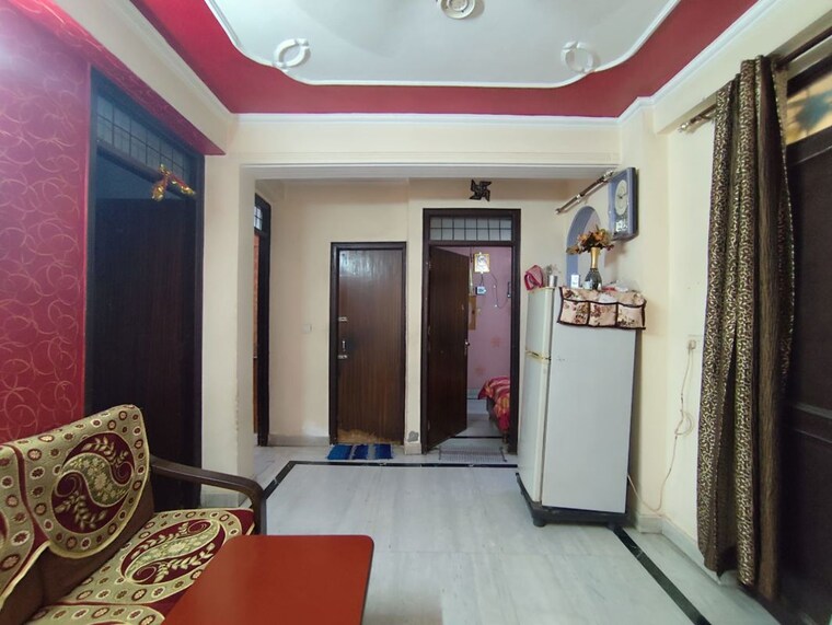Bedroom, sangam vihar 2 Bedroom 100 Sq.Yd. Builder Floor In Sangam Vihar Delhi 9870037