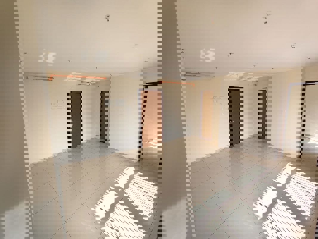 3 BHK Apartment For Sale in Chandak 34 Park Estate