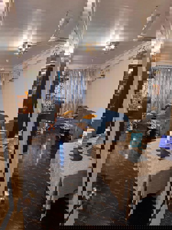 2 BHK + Study Room Apartment For Rent in Royal Court CHS Bandra