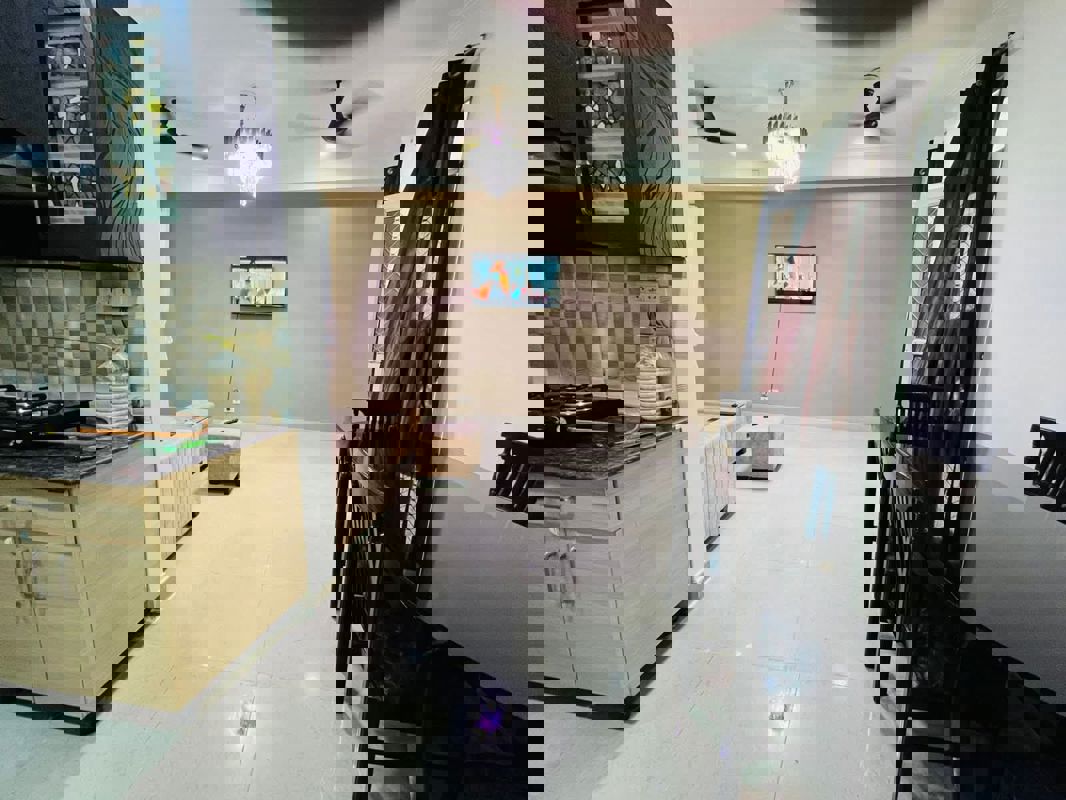 2 BHK Apartment For Rent in Gaur City 6th Avenue