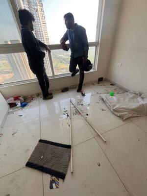 Team Area in 3 BHK Apartment at Lohar Chawl – for Rent