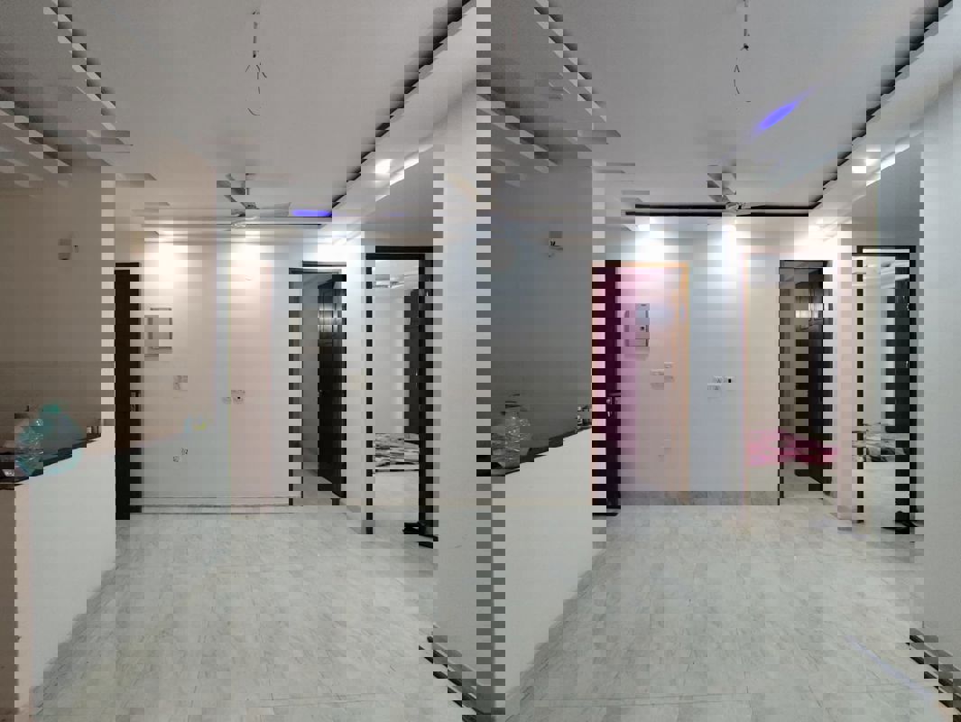 2 BHK Builder Floor For Sale in Sangam Vihar