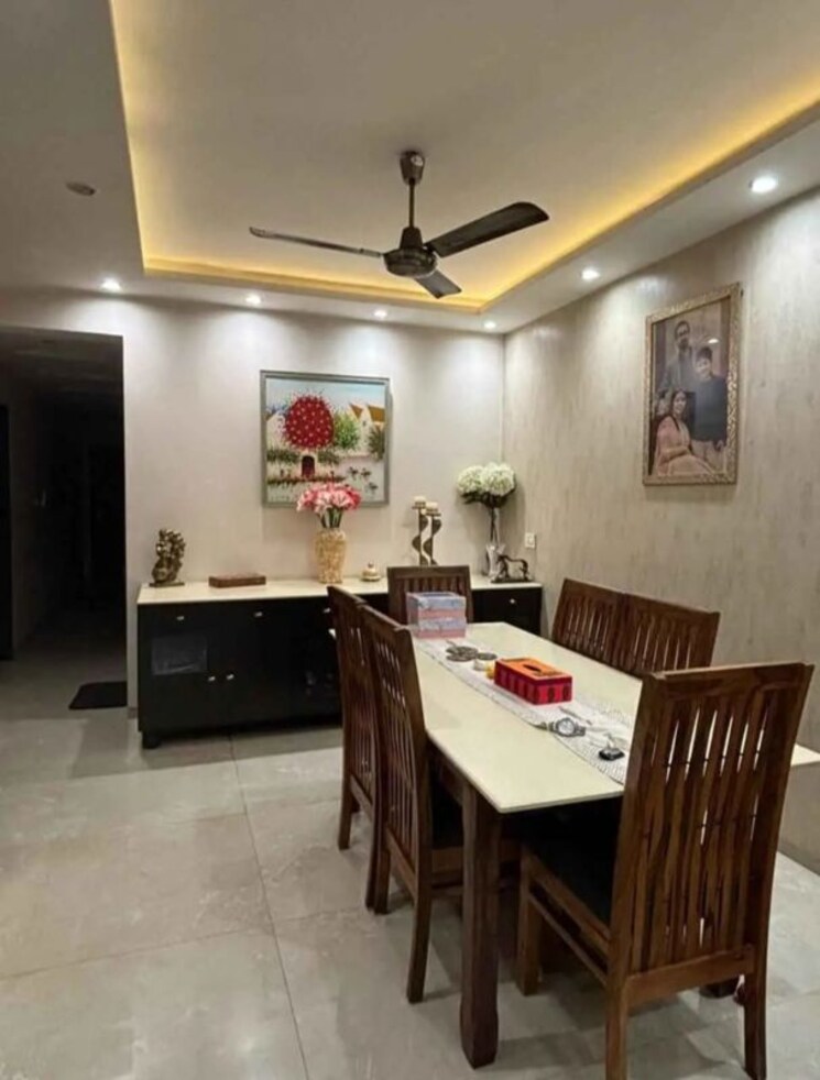 Kitchen, dlf-oakwood-estate 4 Bedroom 1770 Sq.Ft. Apartment In Dlf Phase ii Gurgaon 9870087
