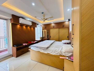 Bedroom in 2 BHK Apartment at Gaur City 7th Avenue, Sector 4 Greater Noida – for Rent