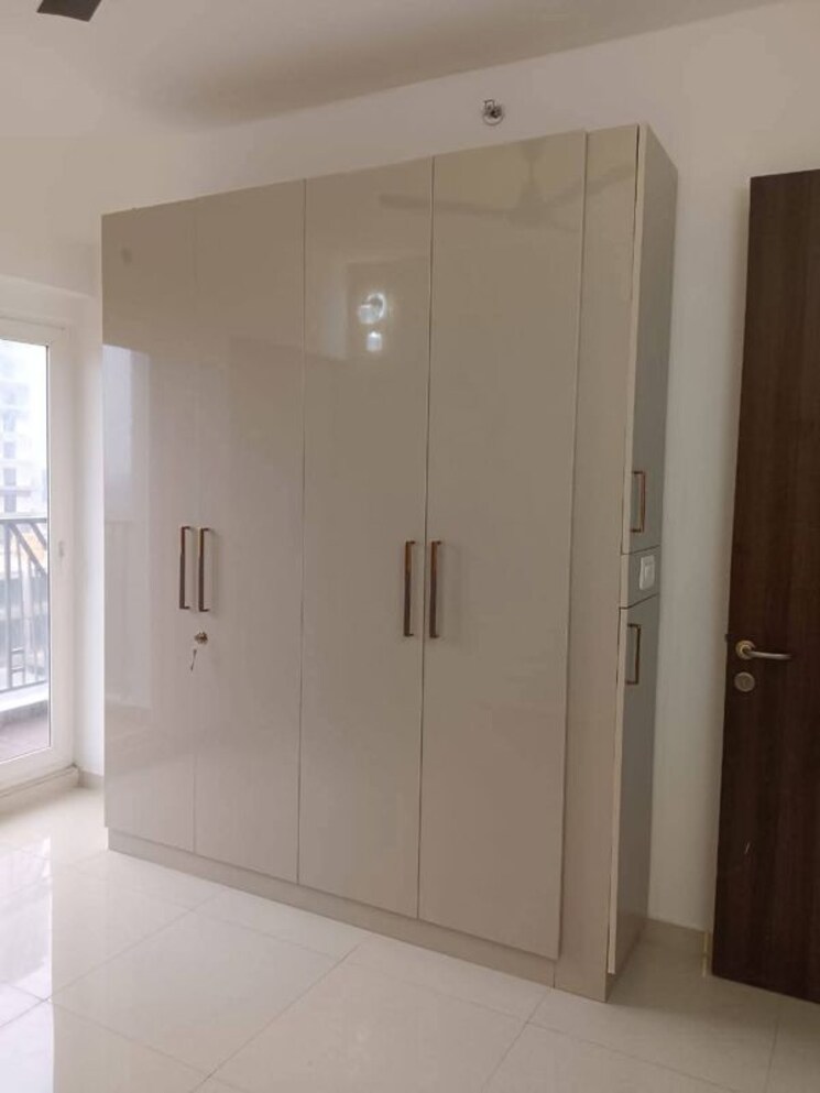 Room, gaur-city-7th-avenue 2 Bedroom 1105 Sq.Ft. Apartment In Sector 4 Greater Noida Greater Noida 9870091