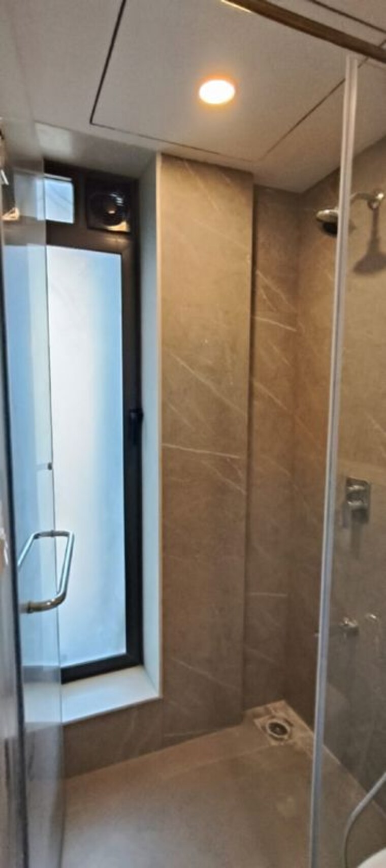 Bathroom, bandra west 2 Bedroom 700 Sq.Ft. Apartment In Bandra West Mumbai 9870069