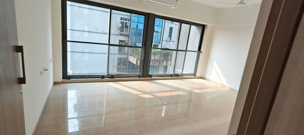 2 BHK + Pooja Room Apartment For Rent in Bandra West