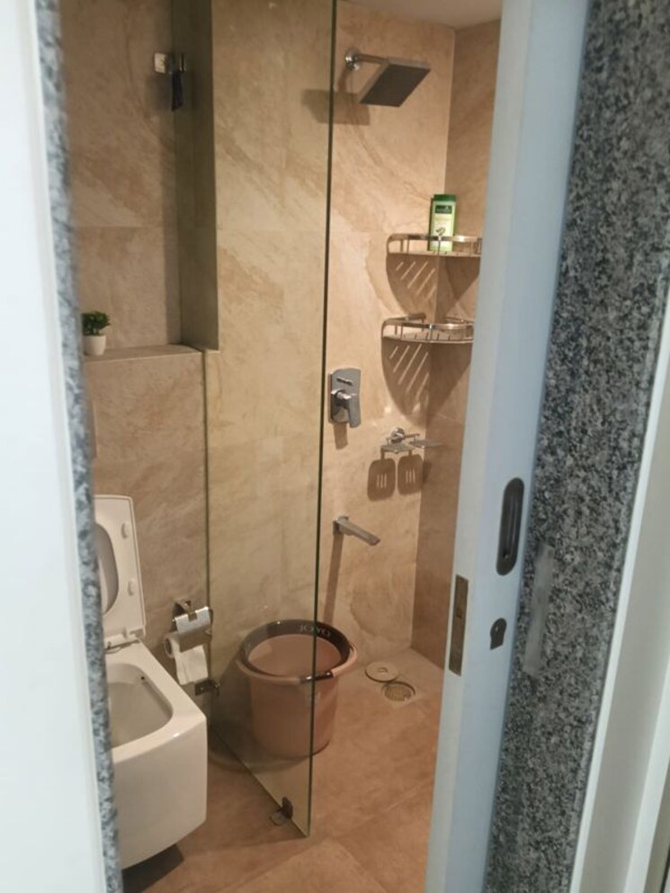 Bathroom, kanakia-silicon-valley 2 Bedroom 723 Sq.Ft. Apartment In Powai Mumbai 9870078