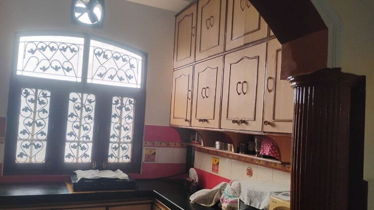 Kitchen, kavi nagar 4 Bedroom 1650 Sq.Ft. Builder Floor In Kavi Nagar Ghaziabad 9856169