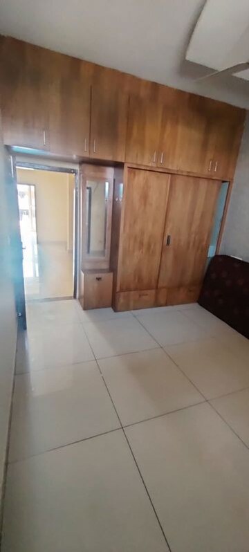 Furnished Amenities in 3 BHK Builder Floor at Lake View Complex, Dhakoli – for Rent