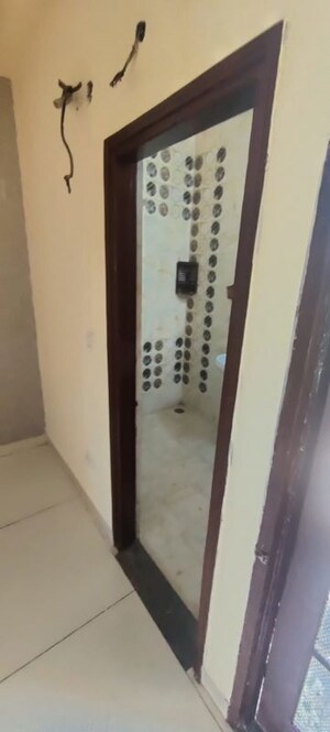 3 BHK Builder Floor For Rent in Lake View Complex, Dhakoli