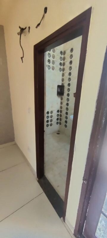 3 BHK Builder Floor For Rent in Lake View Complex, Dhakoli