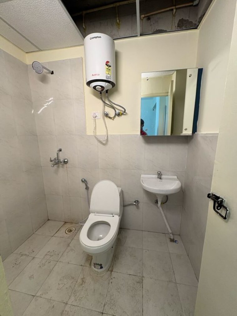Bathroom, pyramid-altia 2.5 Bedroom 800 Sq.Ft. Apartment In Sector 70a Gurgaon 9870268