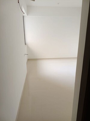 Room in 3 BHK Apartment at Vishwanath Maher Homes, Shela – for Rent