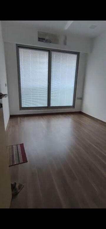 Master Bedroom in 3 BHK Apartment at Laxmi Raajvilas, Goregaon West – for Rent