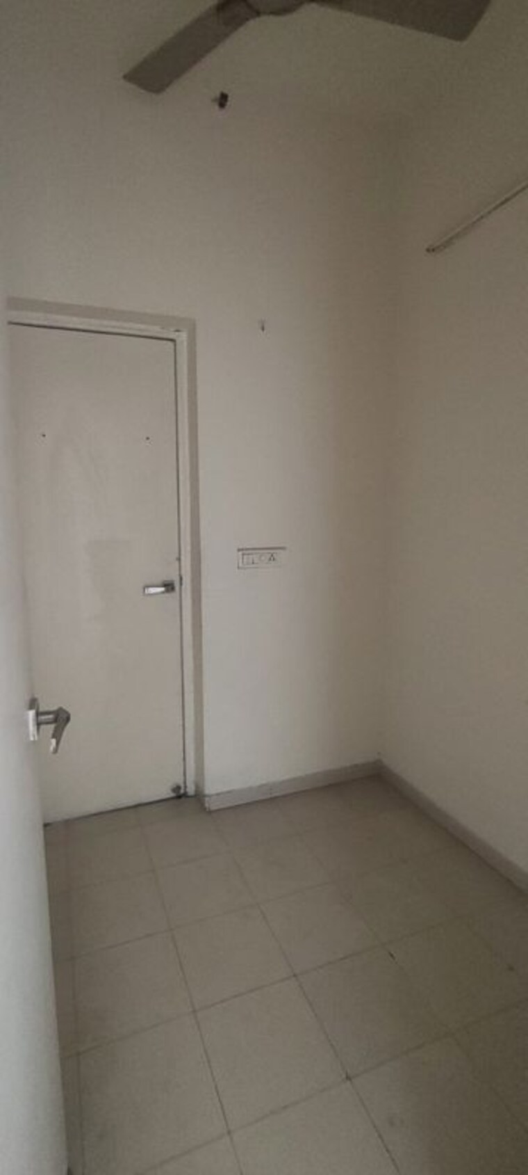 Room, emaar-mgf-the-palm-drive-villas 4 Bedroom 4200 Sq.Ft. Penthouse In Sector 66 Gurgaon 9870305