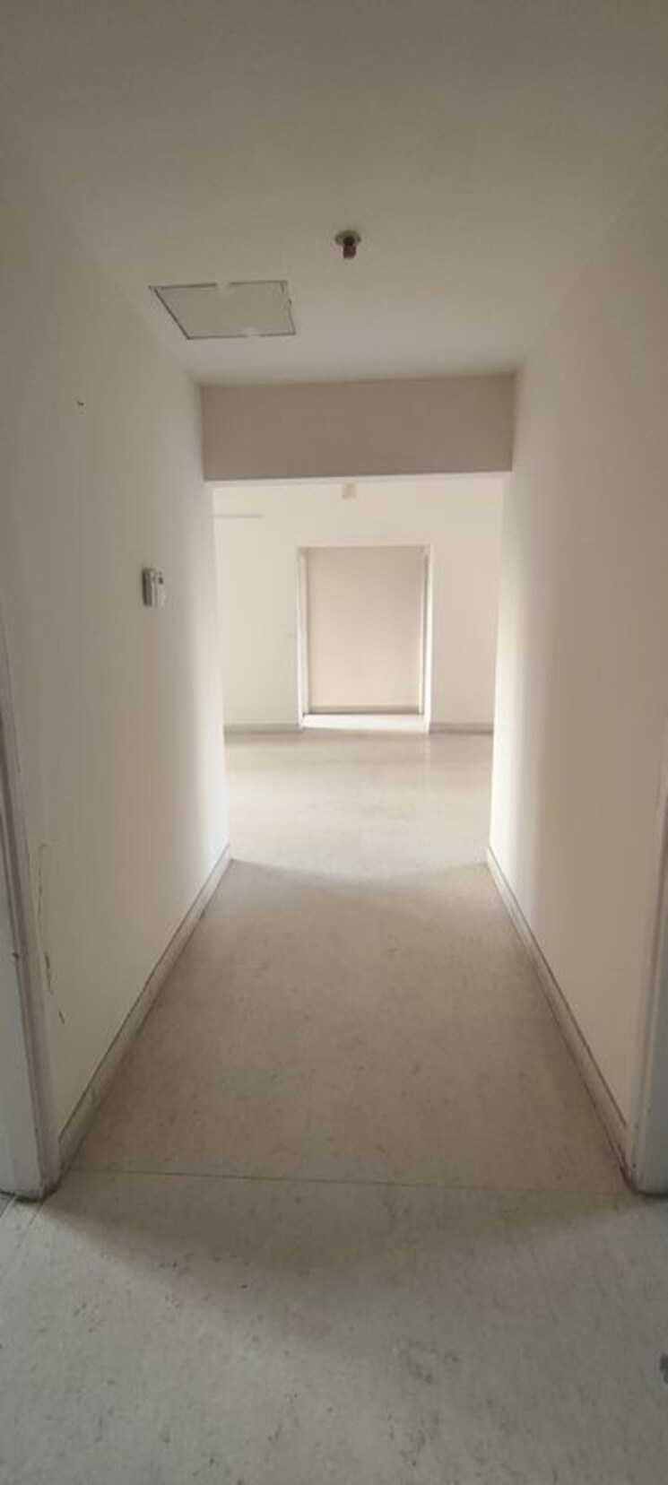 Room, emaar-mgf-the-palm-drive-villas 4 Bedroom 4200 Sq.Ft. Penthouse In Sector 66 Gurgaon 9870305