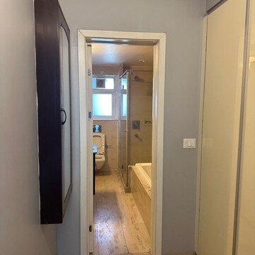 Building Lobby in 4 BHK Apartment at DLF The Belaire, Golf Course Road – for Rent