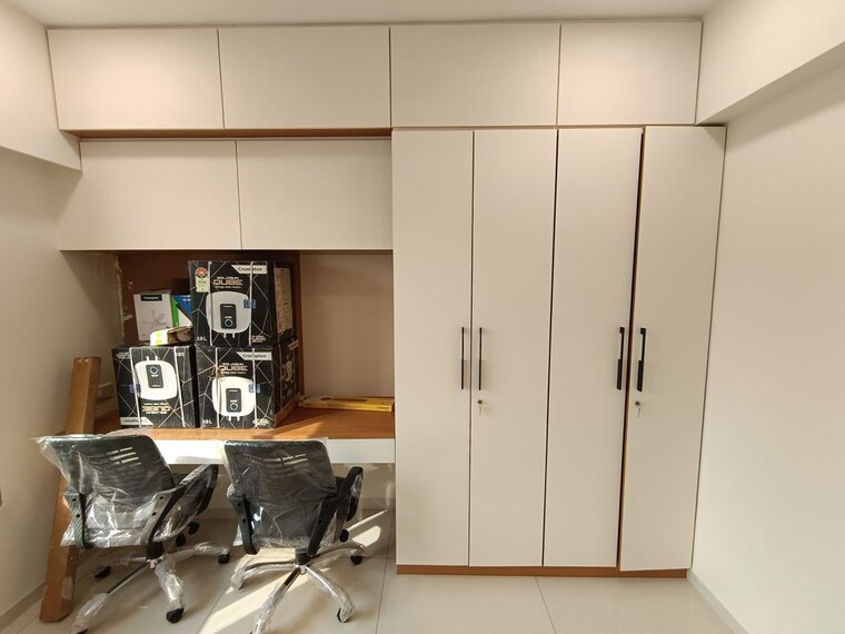 Team Area, vaishnodevi circle 3 Bedroom 2335 Sq.Ft. Apartment In Vaishnodevi Circle Ahmedabad 9864883