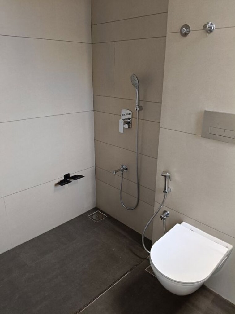 Bathroom, vaishnodevi circle 3 Bedroom 2335 Sq.Ft. Apartment In Vaishnodevi Circle Ahmedabad 9864883