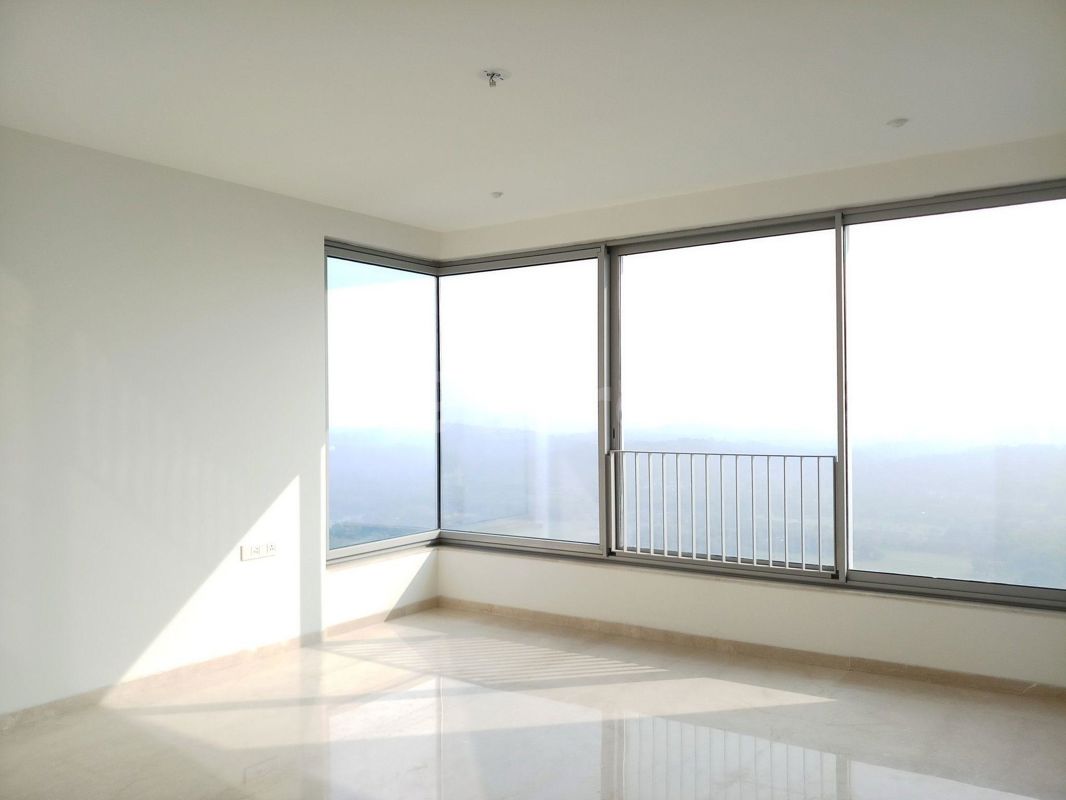 3 BHK + Pooja Room,Servant Room,Study Room Apartment For Rent in Oberoi Realty Esquire