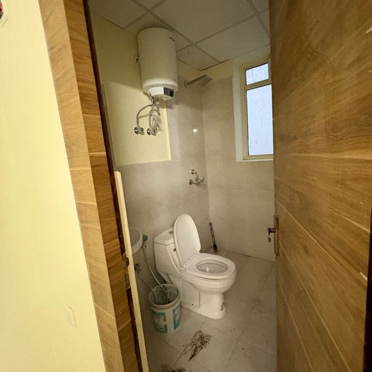 Bathroom, pyramid-altia 2.5 Bedroom 800 Sq.Ft. Apartment In Sector 70a Gurgaon 9870323