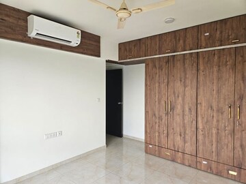 Master Bedroom in 1.5 BHK Apartment at Chandiwala Pearl Heaven, Andheri East – for Rent