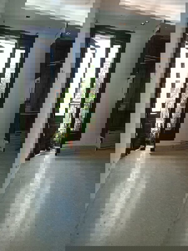 6 BHK + Pooja Room,Servant Room,Study Room,Extra Room Independent House For Sale in New Friends Colony