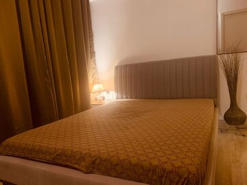 Bedroom in 3.5 BHK Apartment at Radius Imperial Heights, Goregaon West – for Sale