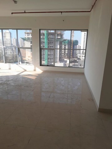 Room in  Office Space at Borivali East – for Rent