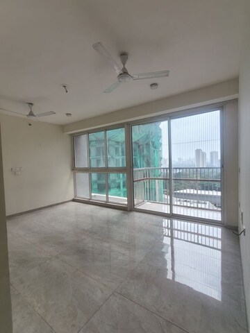 Master Bedroom in 3 BHK Apartment at Tata Serein, Pokhran Road No Two – for Rent