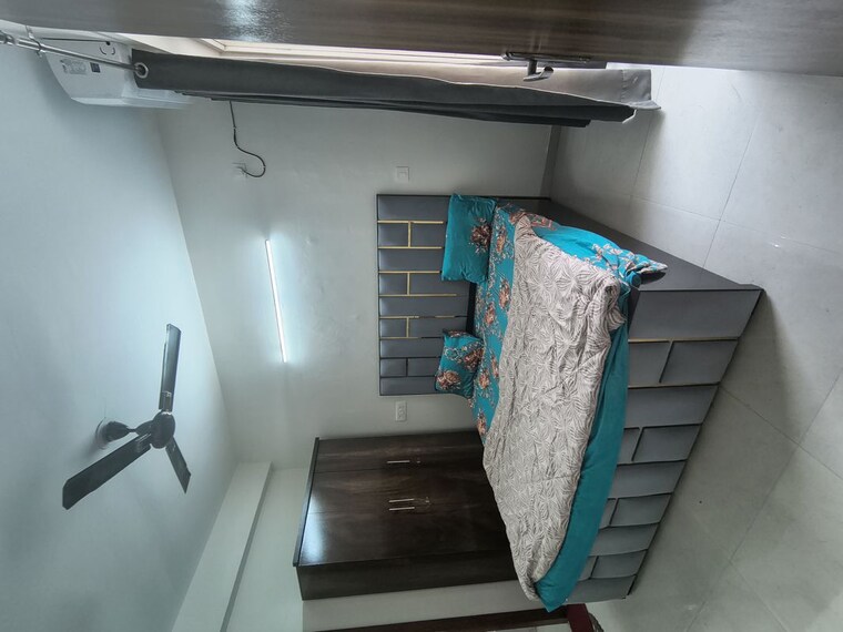 Room, sector 37d 2 Bedroom 680 Sq.Ft. Apartment In Sector 37d Gurgaon 9861063