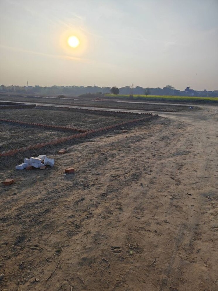 undefined, jewar  100 Sq.Yd. Plot In Jewar Greater Noida 9870416