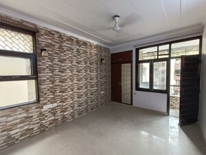 Room in 3 BHK Apartment at Dwarka – for Rent