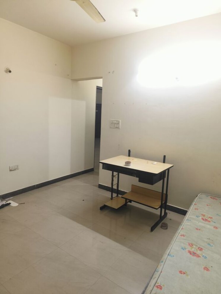 Master Bedroom, shivam-chs-pimple-saudagar 2 Bedroom 900 Sq.Ft. Apartment In Pimple Saudagar Pune 9870429