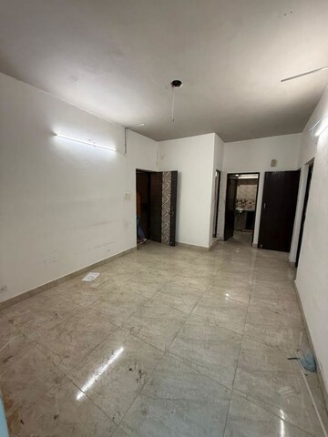 2 BHK Apartment For Rent in Paschim Vihar