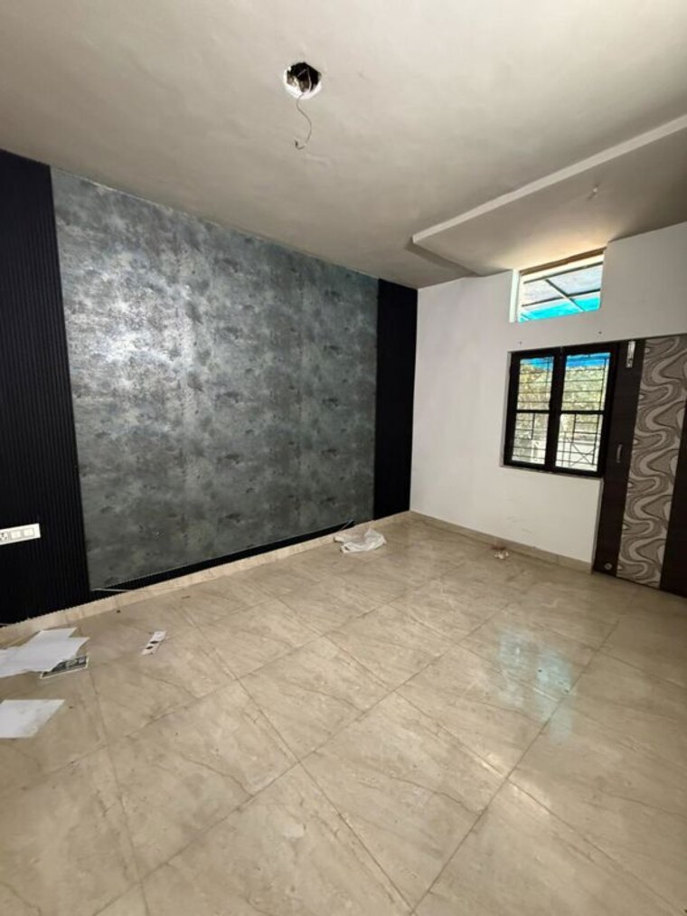 Room, paschim vihar 2 Bedroom 900 Sq.Ft. Apartment In Paschim Vihar Delhi 9870434