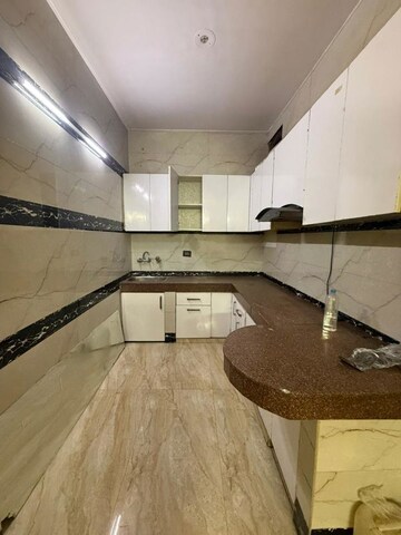 Kitchen in 2 BHK Builder Floor at Paschim Vihar – for Rent