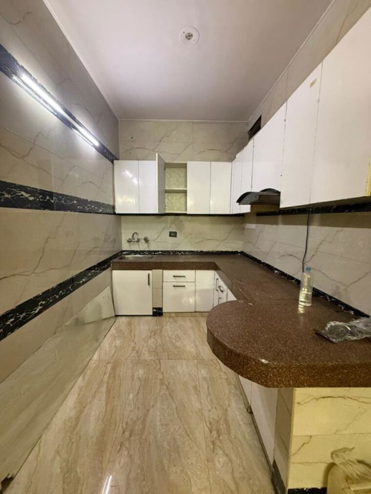 Kitchen, paschim vihar 2 Bedroom 1150 Sq.Ft. Builder Floor In Paschim Vihar Delhi 9870436