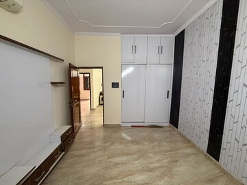 Building Lobby in 2 BHK Builder Floor at Paschim Vihar – for Rent