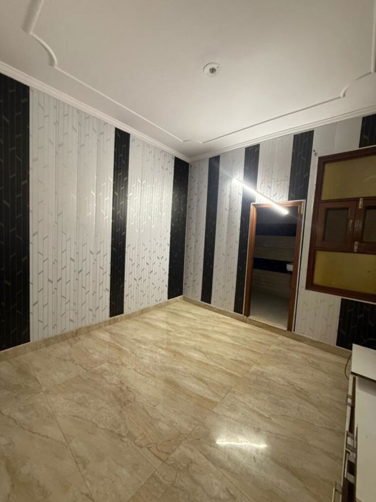 Room, paschim vihar 2 Bedroom 1150 Sq.Ft. Builder Floor In Paschim Vihar Delhi 9870436