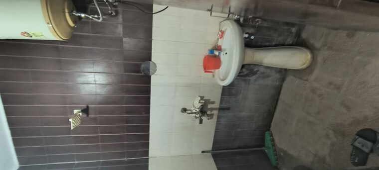 Bathroom, panchsheel vihar 1 Bedroom 360 Sq.Ft. Builder Floor In Panchsheel Vihar Delhi 9870439