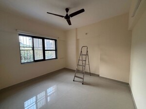 Bedroom in 2 BHK Apartment at Raheja Vistas Phase 3, Mohammadwadi – for Rent