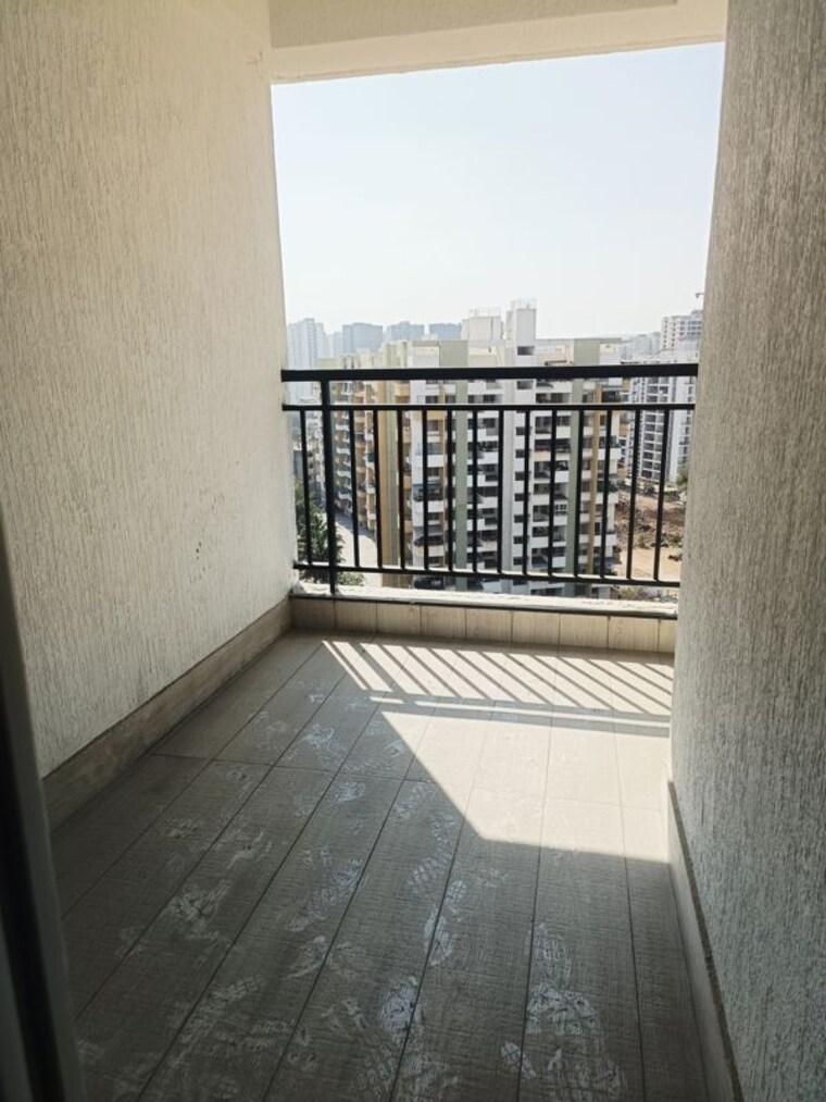 Balcony, yashada-florenza 2 Bedroom 821 Sq.Ft. Apartment In Pimpri Pune 9870445
