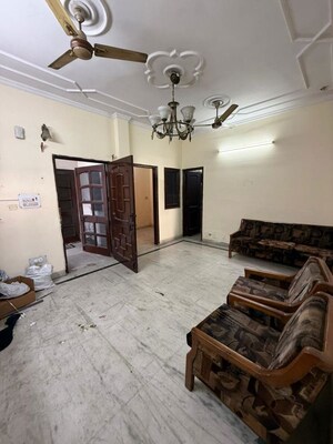 2.5 BHK Builder Floor For Rent in Paschim Vihar