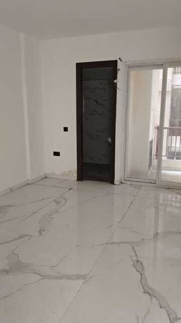 Room in 4 BHK Apartment at Shiv Sai Emerald Heights, Sector 88 – for Sale