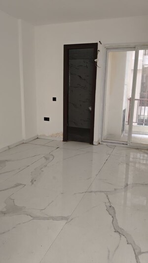 Room in 4 BHK Apartment at Shiv Sai Emerald Heights, Sector 88 – for Sale