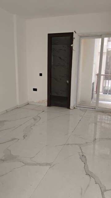 Room in 4 BHK Apartment at Shiv Sai Emerald Heights, Sector 88 – for Sale